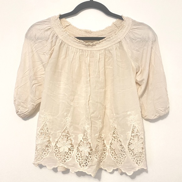 Hollister off-shoulder top - Picture 1 of 5